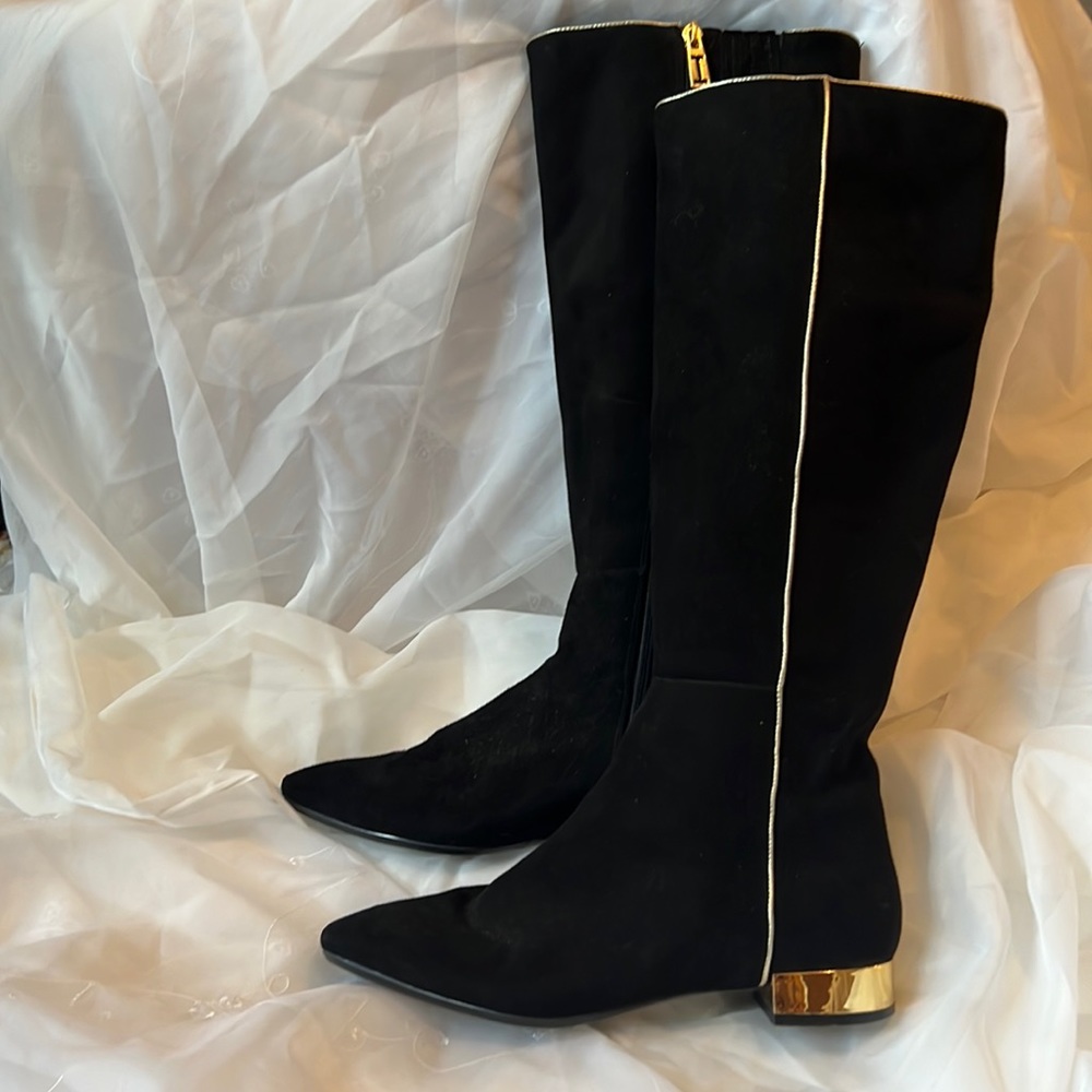 Isaac Mizrahi Sz 8.5 Women’s Boots